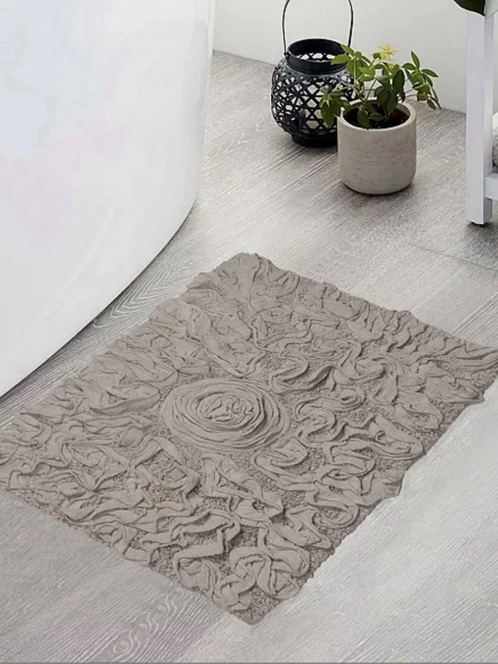 NWT Home Weavers Bell Flower Boho Bath Rug Set 21” x 54” & 17” x 24” Linen Color